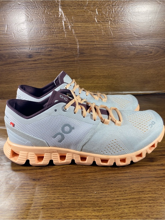 On Running Shoes - On Cloud Cloud X women’s shoe size 8.5